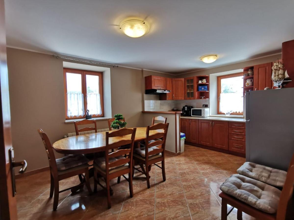 פורץ Holiday Home Victoria מראה חיצוני תמונה