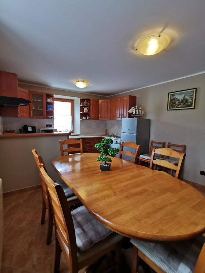 פורץ Holiday Home Victoria מראה חיצוני תמונה